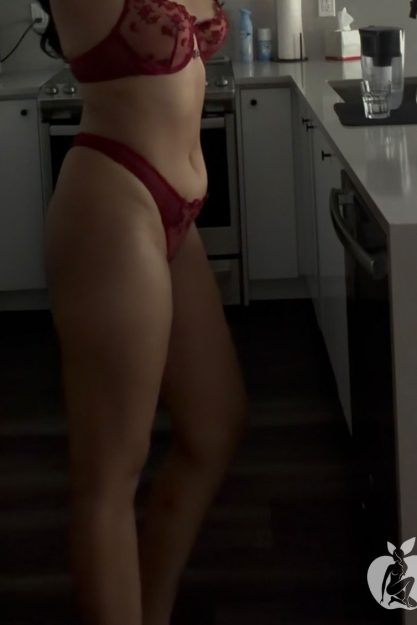 hania pakistani gfe escort toronto